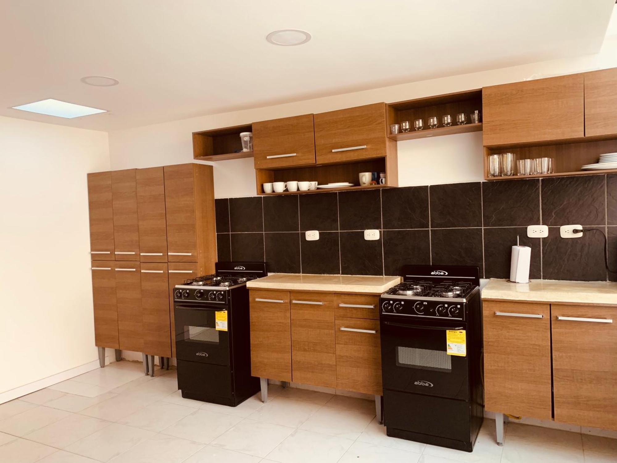 Hostal Casa Creazzo 62 - Movistar Arena *